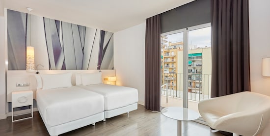 NH Barcelona Stadium